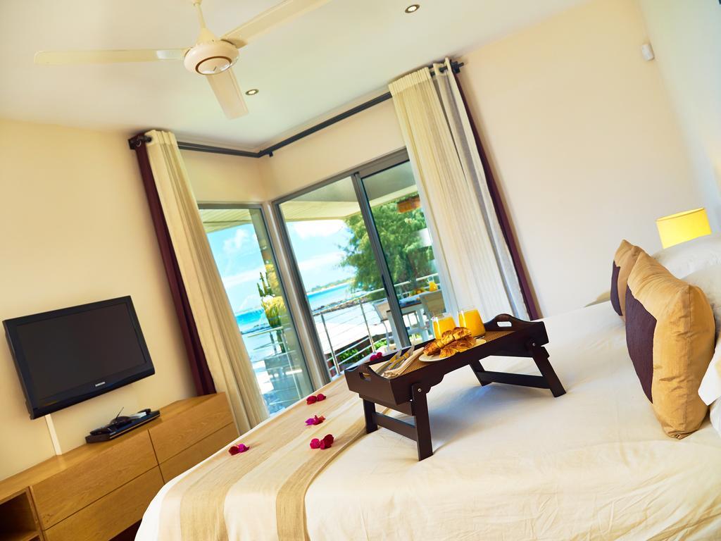 Bon Azur Beachfront Suites & Penthouses With Lov Trou aux Biches Buitenkant foto