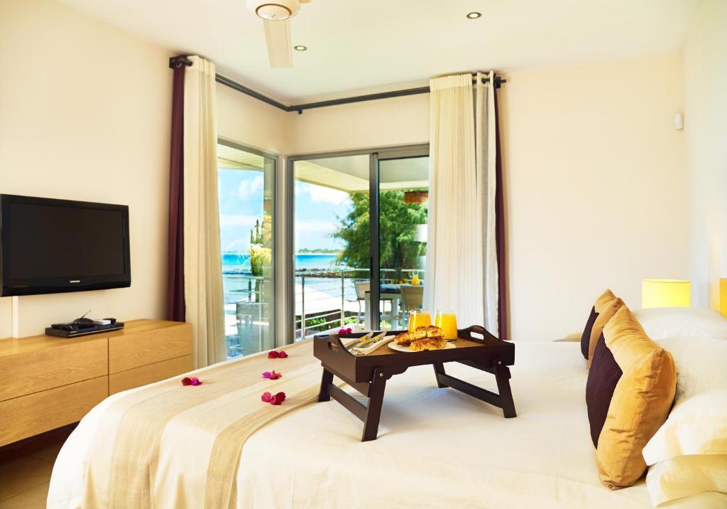 Bon Azur Beachfront Suites & Penthouses With Lov Trou aux Biches Kamer foto